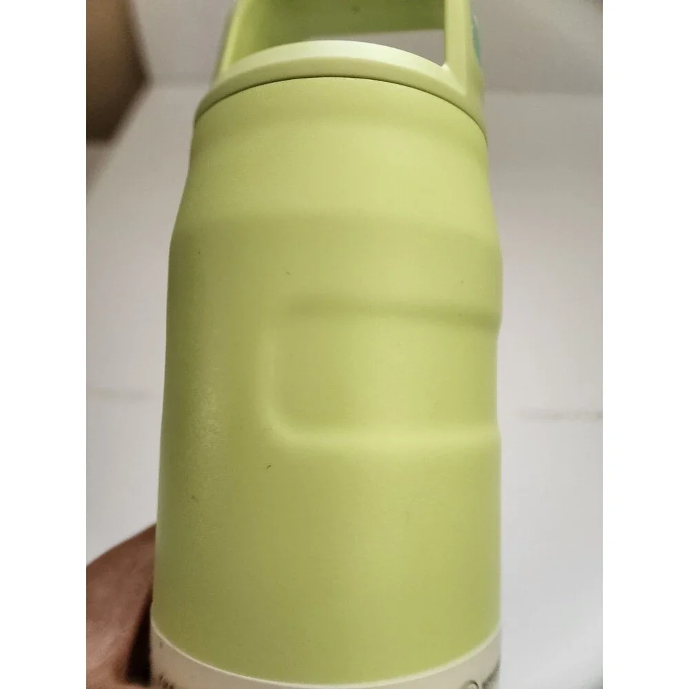 Stanley The Aerolight Iceflow Bottle 24oz Pastel Green With Cap And Carry + Lid - Picture 8 of 10